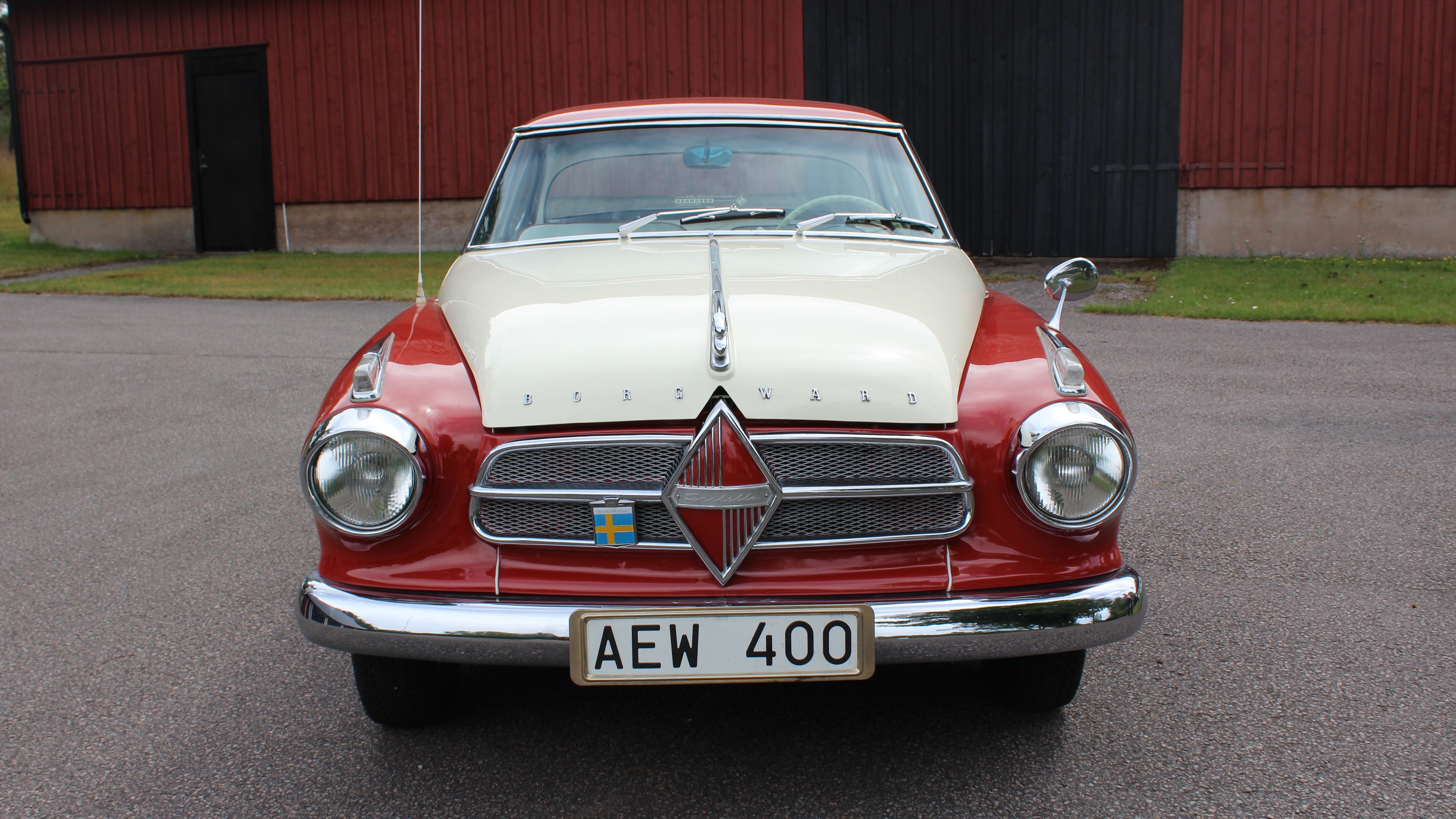 borgward Isabella Coupe snett framifrån